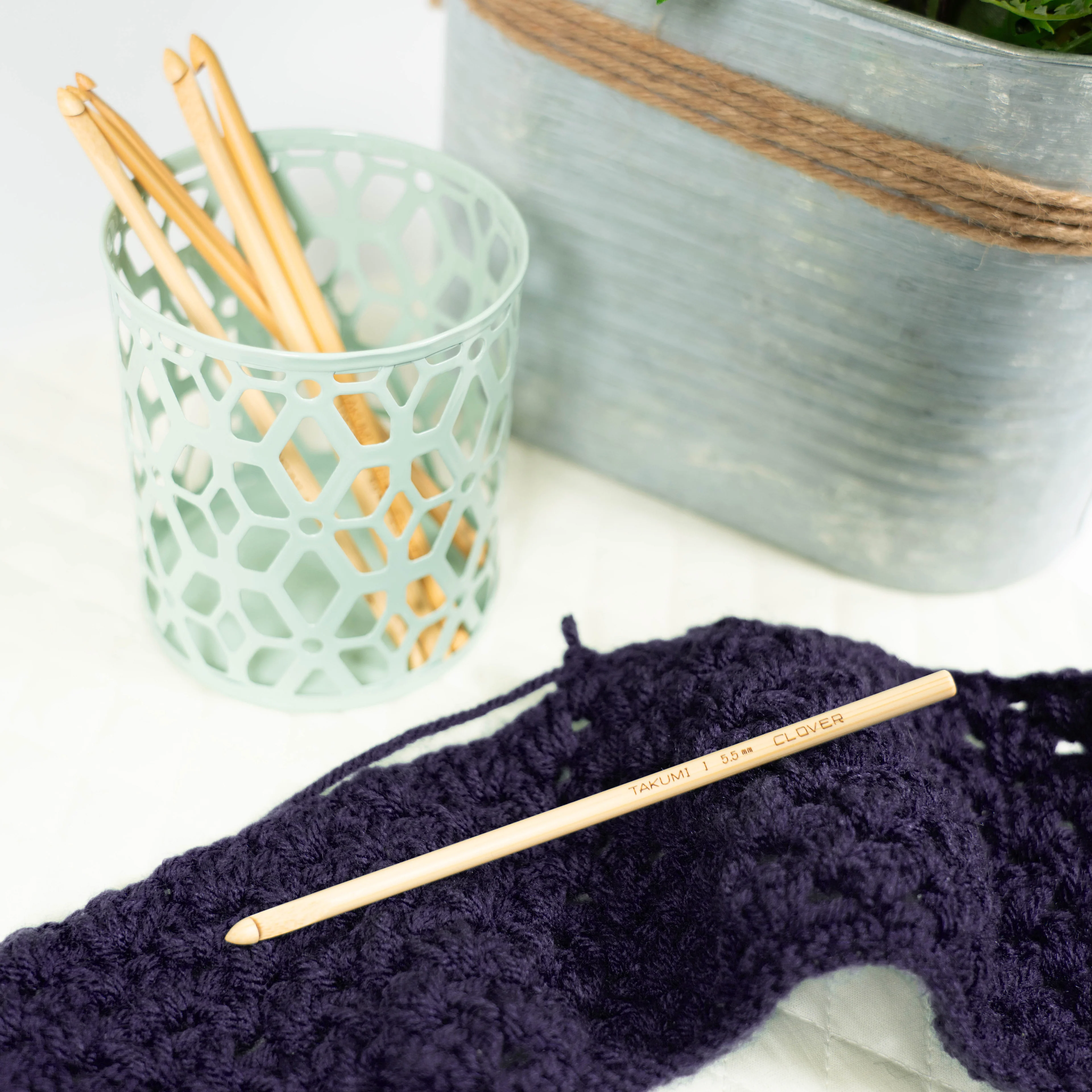 Bamboo Crochet Hook “Takumi®” I (5.5mm) - Image 4