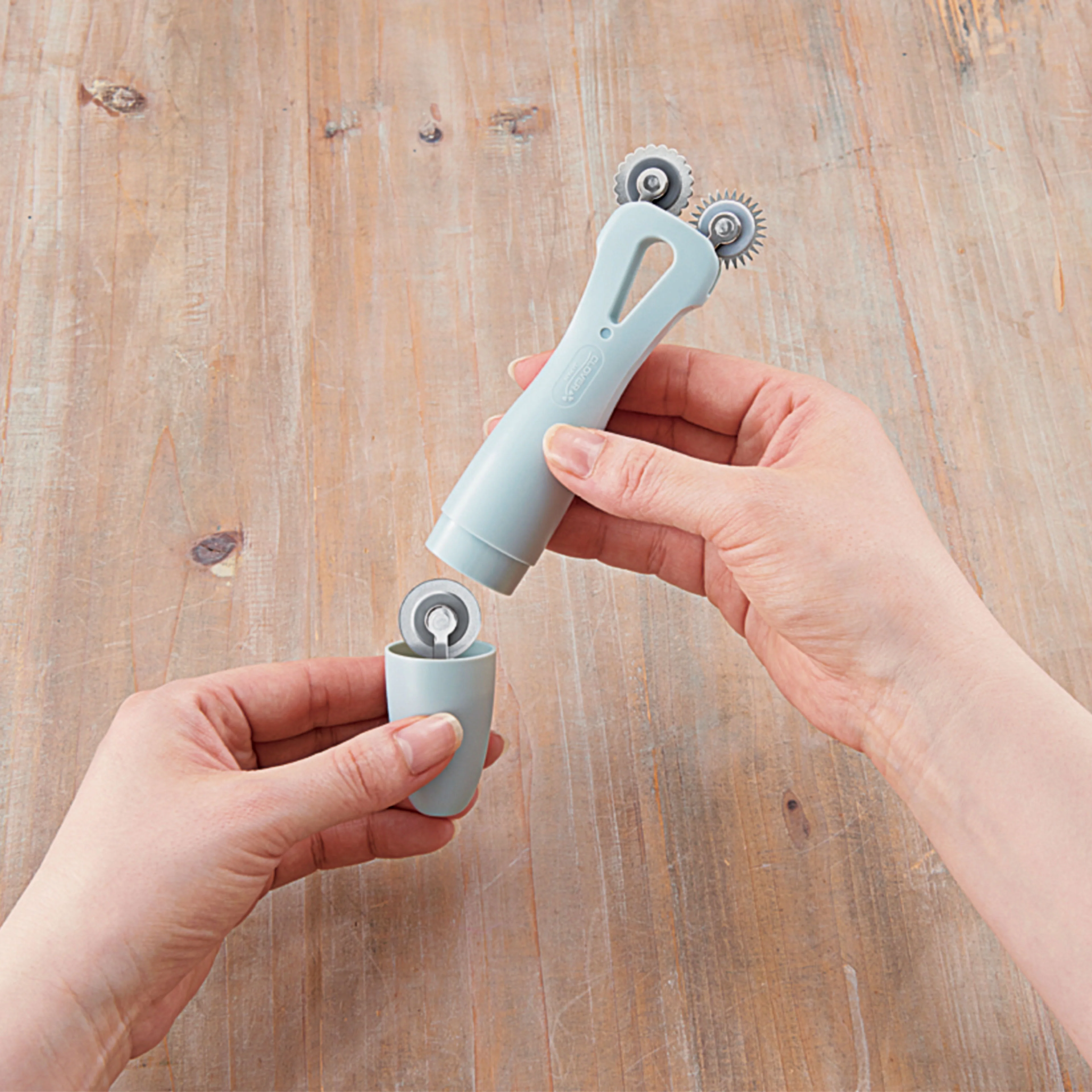 Grip Fit Triple Tracing Wheel - Image 8