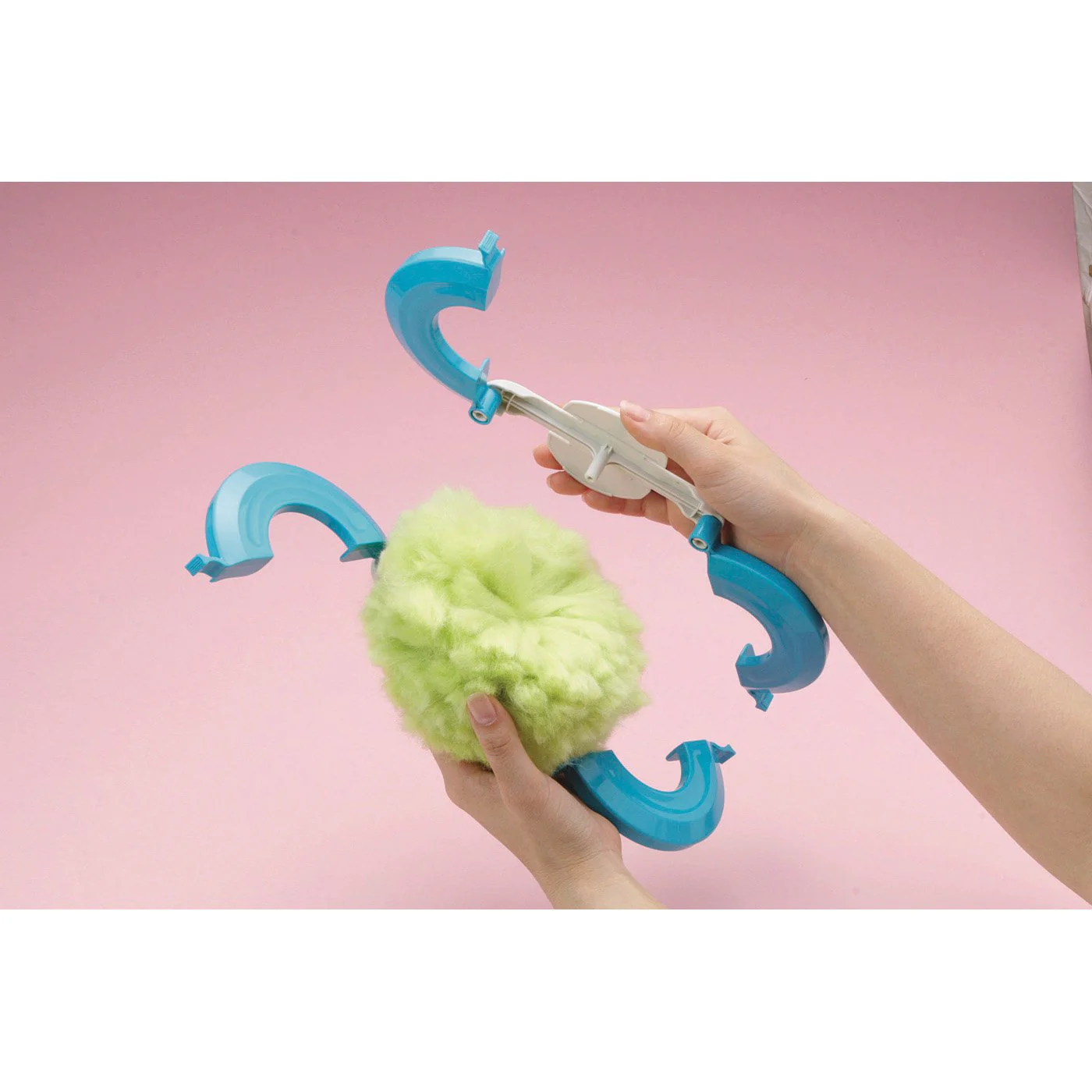 Pom-Pom Maker (Extra Large) - Image 5