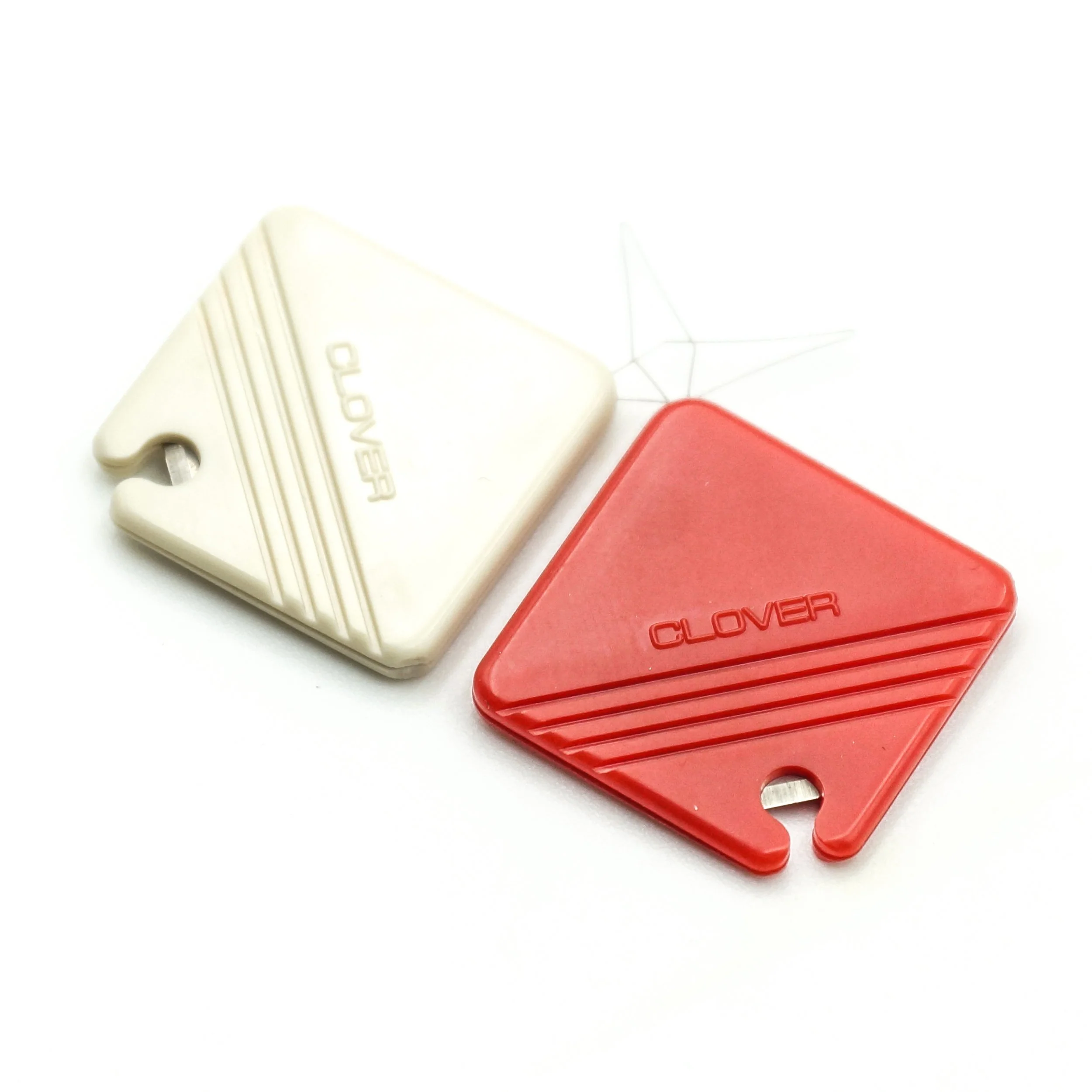 Threader with Cutter "Petit Cut" - Image 6